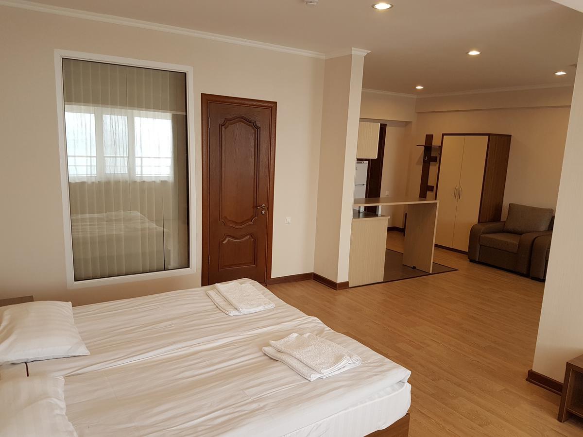 Azure Sport Resort Bulan Sogottuu Esterno foto