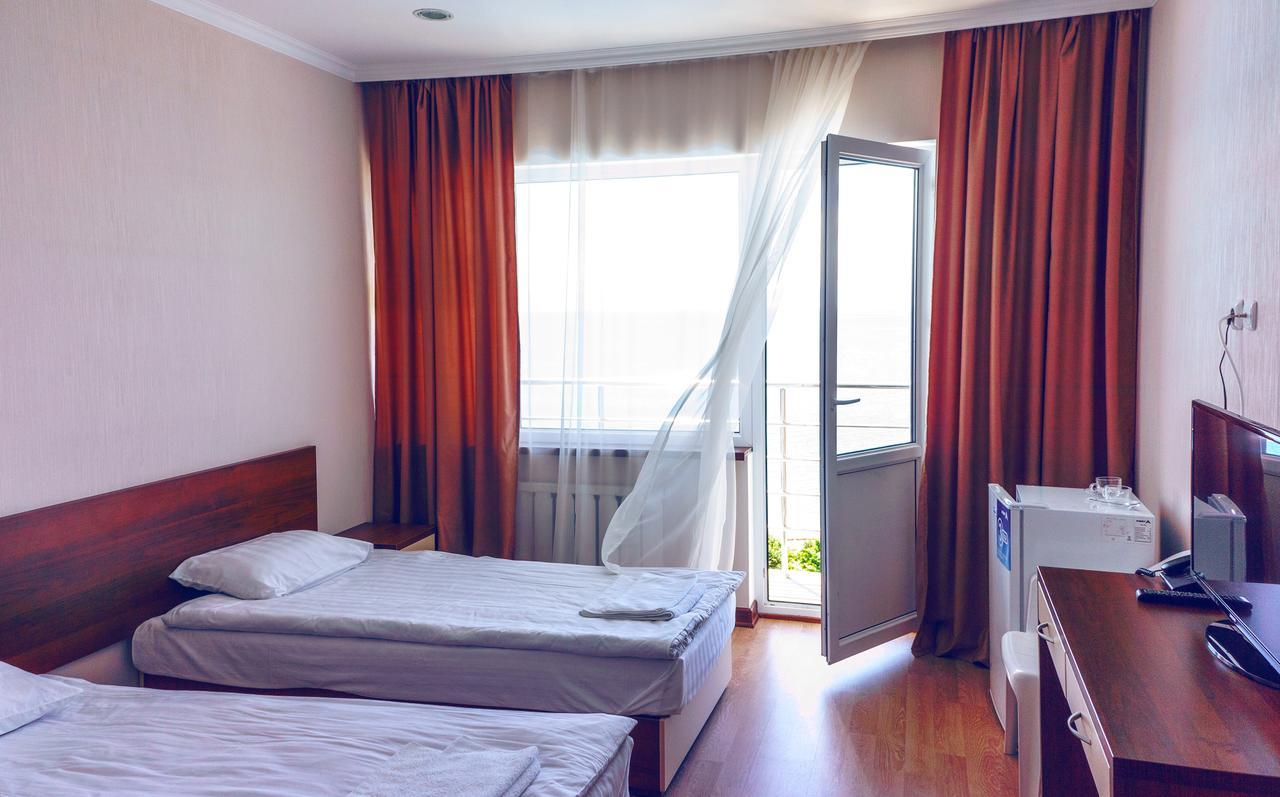 Azure Sport Resort Bulan Sogottuu Esterno foto