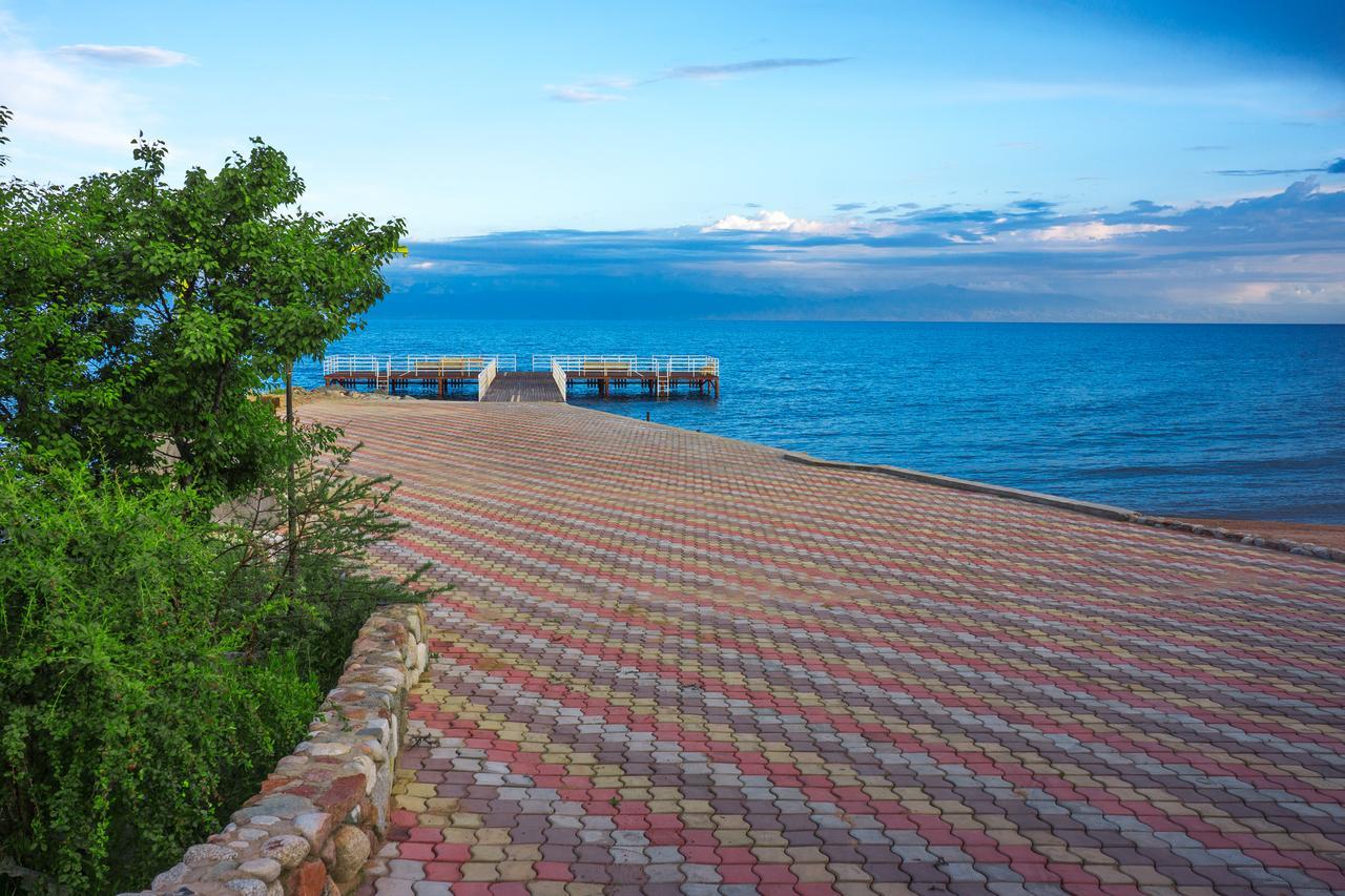 Azure Sport Resort Bulan Sogottuu Esterno foto