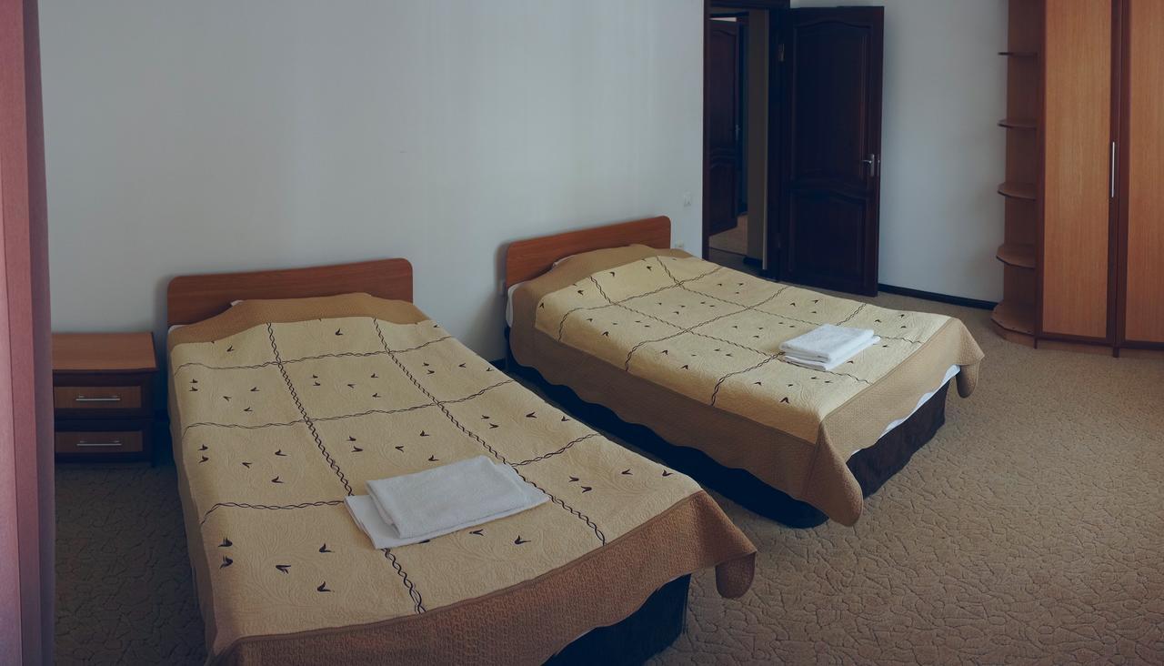 Azure Sport Resort Bulan Sogottuu Esterno foto